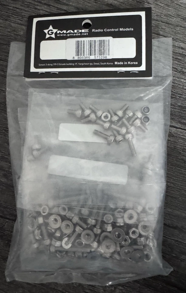 Pernos y tuercas hexagonales de acero inoxidable Gmade GM30036 para suspensión GS01 de 4 eslabones Foto 2 de 3