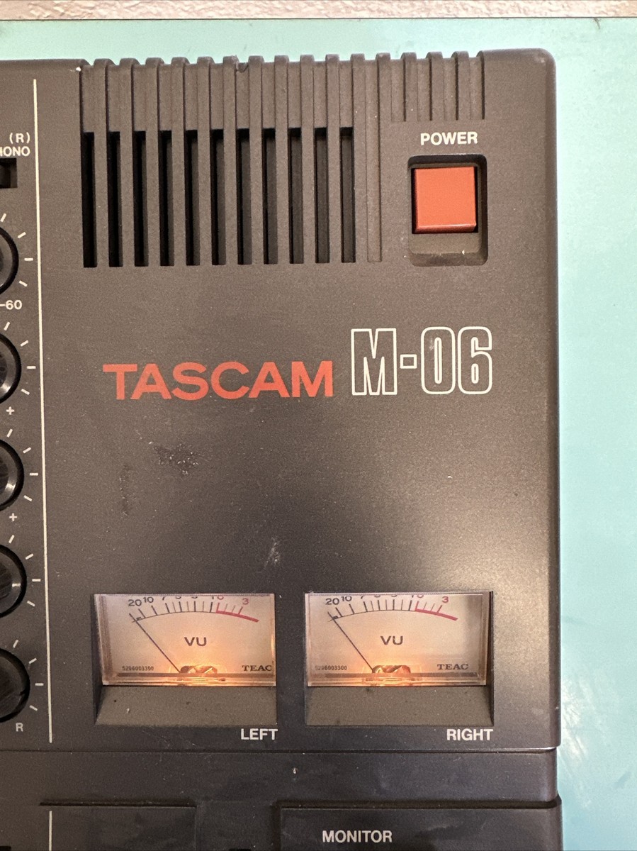 Tascam Model M-06 Mixer Board Analog Vintage_Power On Tascam Model M-06 Mixer Board Analog Vintage_Power On
