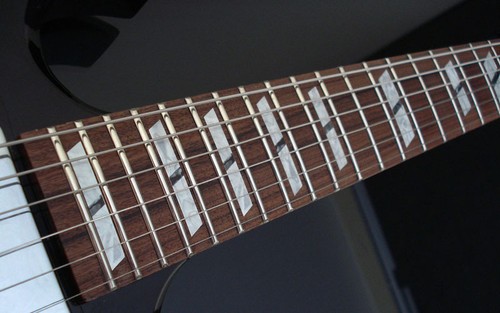 Calcomanía con incrustación de marcador de trastes MOP de paralelograma dividido para bajo de guitarra de cuerpo hueco sólido - Imagen 2 de 4