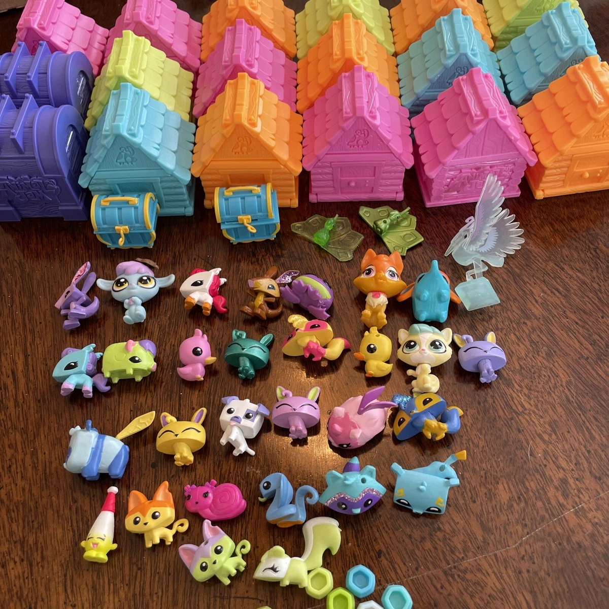 Animal jam playsets deals