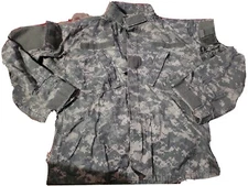 U.S. Military Surplus Mens Small Short ACU Jacket Digital Camoflage Jacket