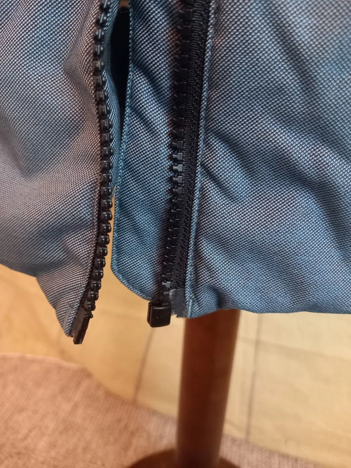 Chaqueta Parka Paradox 80% Plumón de Pato 20% Relleno de Plumas. Reino Unido Mujer Talla Pequeña Foto 4 de 4