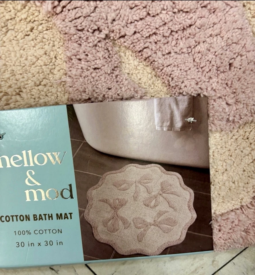 Розовый бант ковер кокетка круглый зубчатый 30 x 30 - Изображение 2 из 2