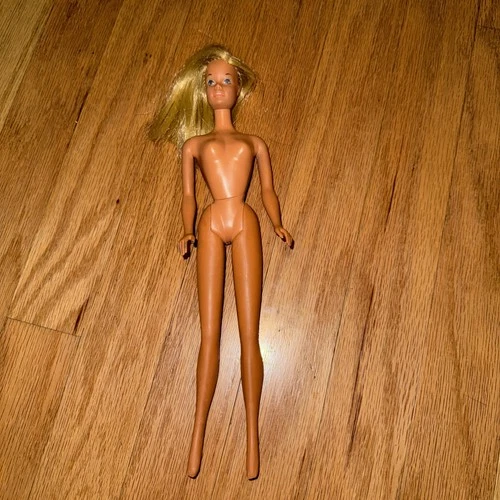 Vintage 1966 Malibu Barbie Japan Twist N Turn Doll Blonde Hair Head 152