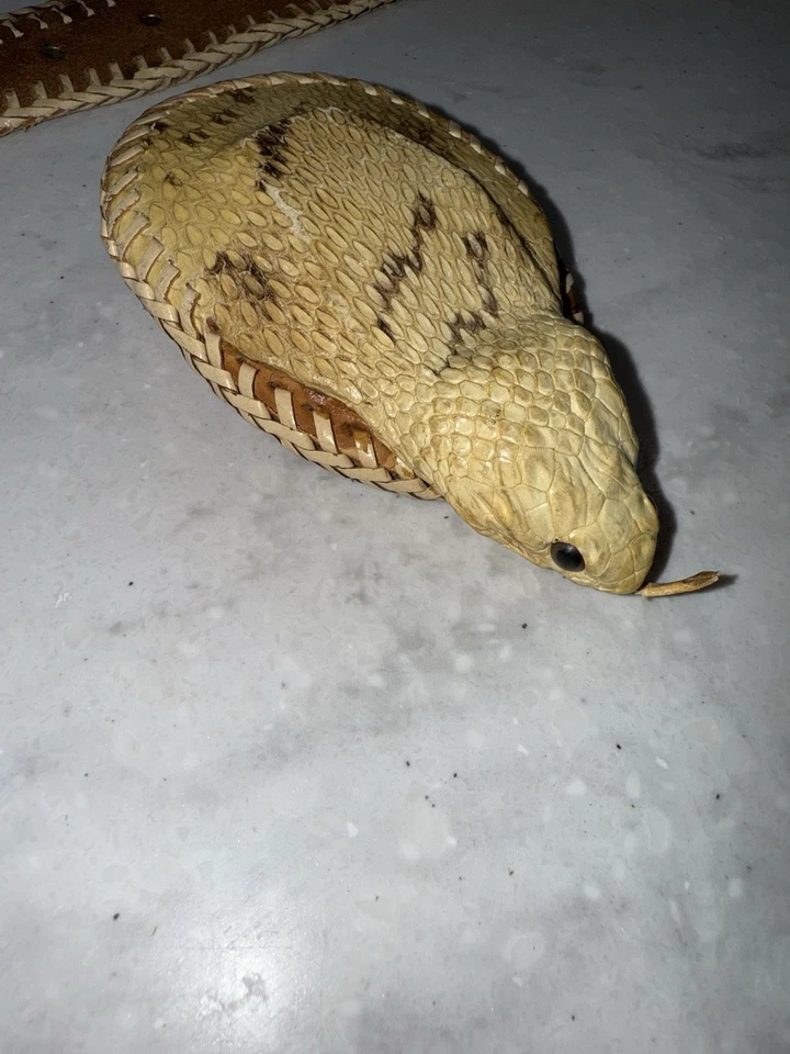 Cobra Men's Belt Natural Color Genuine Cobra Snake Skin - Image 3 of 4