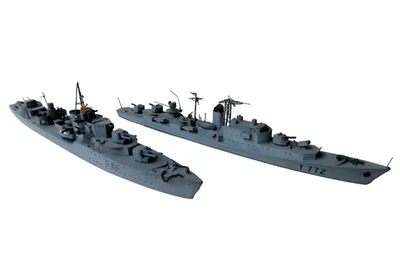 Bateaux Bois G86 Musketeer + Escorteur Le Breton 1/500° Wood Scale Model 1950 - Photo 1/4