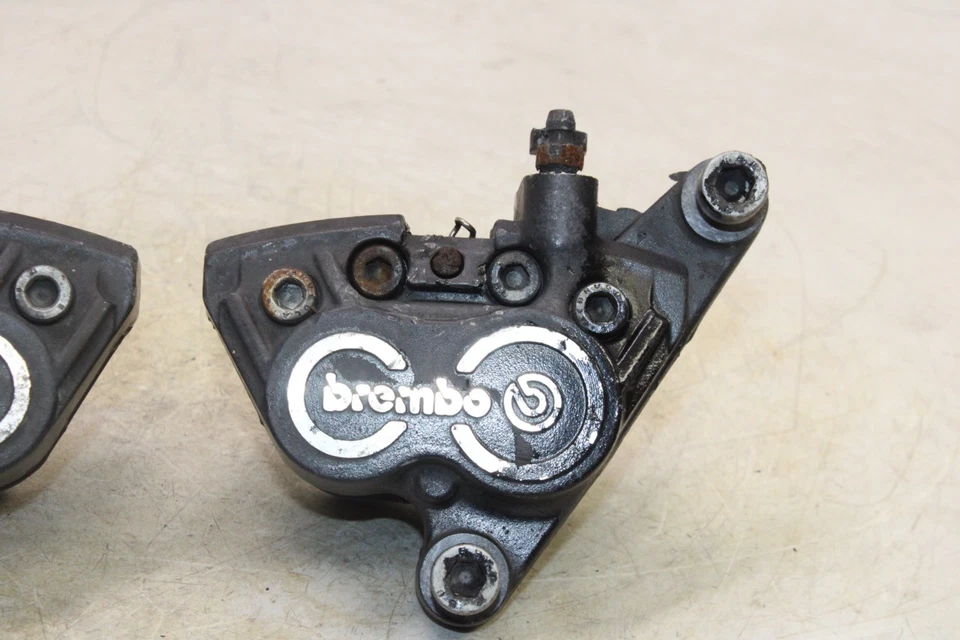 95-01 BMW R1100R OEM ПРАВЫЙ ЛЕВЫЙ ПЕРЕДНИЙ ТОРМОЗ СУППОРТ КОМПЛЕКТ ПАРА СУППОРТОВ - Изображение 4 из 4