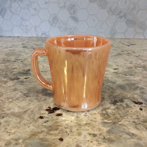 Vintage Mid Century Modern Fire King Peach Lustre 3 1/2" Mug Very Good Condition