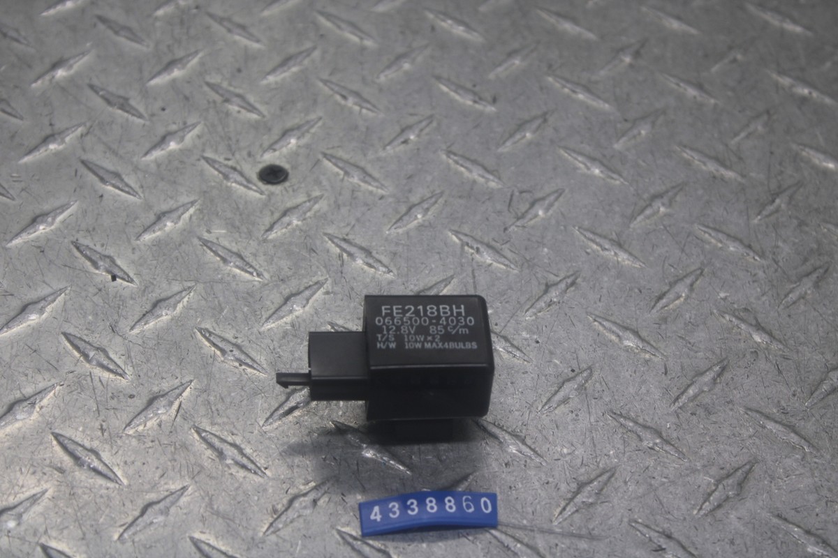 2007 KAWASAKI NINJA 250R EX250F TURN SIGNAL RELAY 066500-4030 RUN