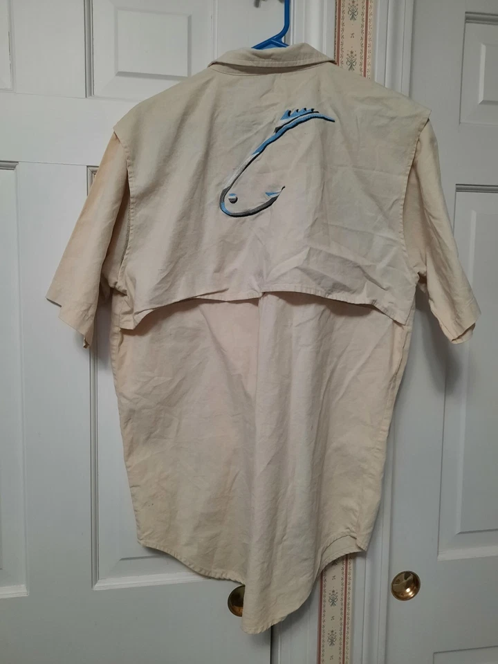 Fly Fishing Shirt Tournament  Walmart FLW Tour Vented Short Sleeved Button Up - Image 3 of 4