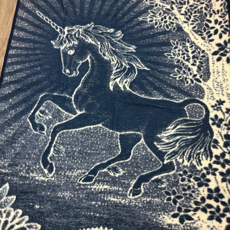 VTG Cannon Ibena UNICORN Flower Blanket Blue White Acrylic Reversible 73” x 53” - Image 4 of 4