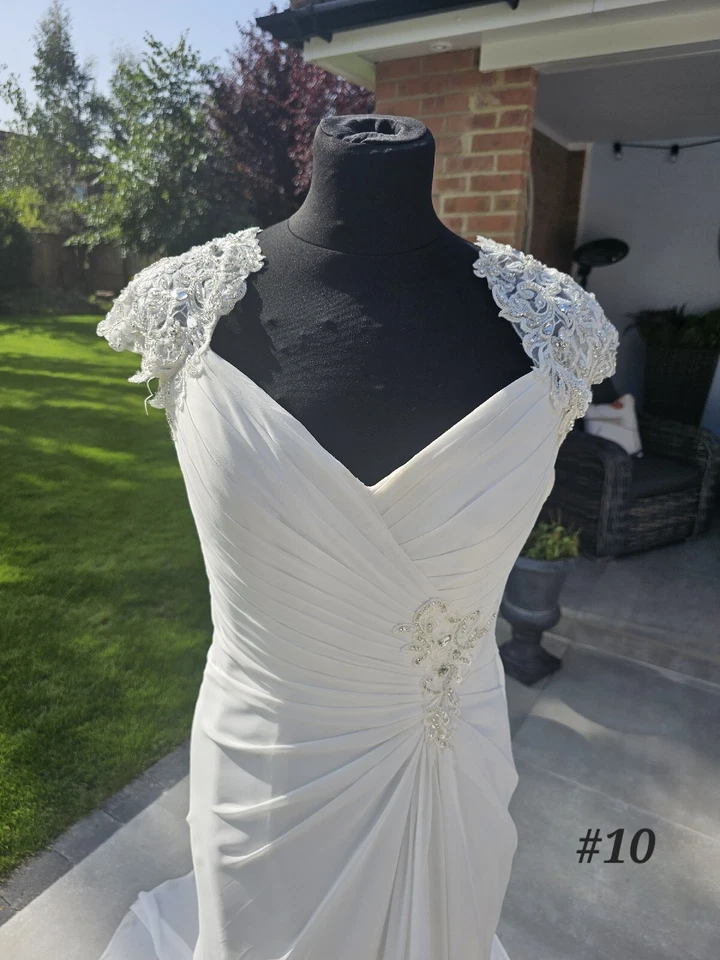 Fit & Flare /a-line wedding Bridal dress size 10 Ex Sample Sale Reduced  - Image 4 of 4