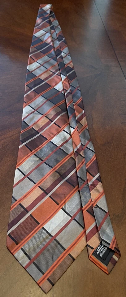 Corbata Crazy Horse naranja hecha a mano 100 % seda para hombre hecha en China Foto 3 de 4