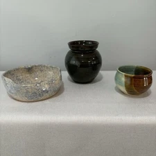 Vintage Jugtown Pottery Vase 1983 Frogtown NC Teague 1994 Unknown Vase Lot of 3