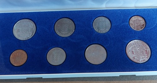BELGIUM 1977 Lot of 2 Lovely GEM UNC 8 Coin Uncirculated Mint Sets 1 5 10 Franc - Picture 3 of 4