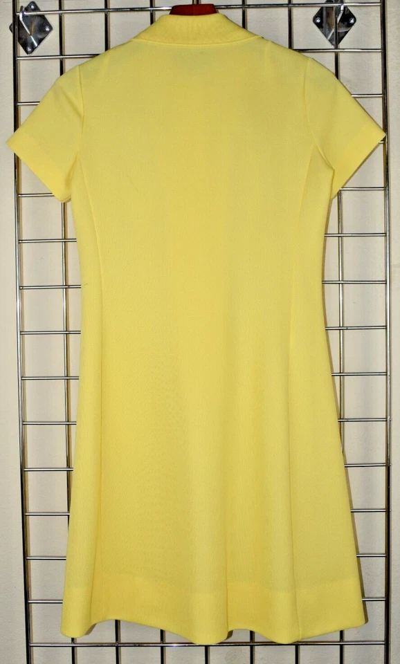 Vestido Lacoste De Colección Chemise Lacoste Talla S Años 70 ÚNICO Amarillo Love Free To All Parche Foto 4 de 4