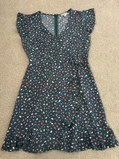 Women’s LOFT outlet V-neck flutter sleeve wrap dress with a confetti print sz 2