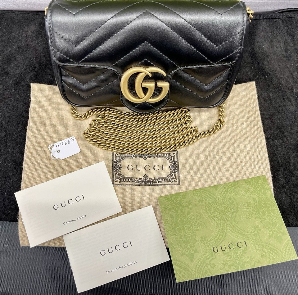 Gucci GG Marmont Matelassé Leather Super Mini shoulder Bag 476433