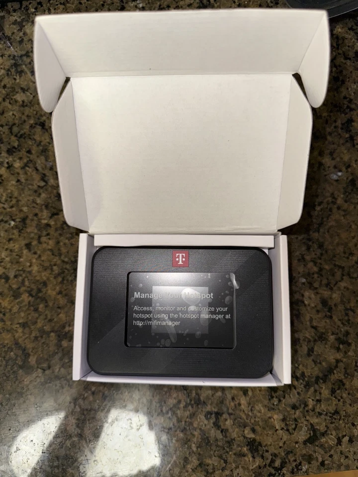 T-Mobile Hotspot 5G WiFi 200 GB al año durante 5 años prepago NUEVO Foto 2 de 4
