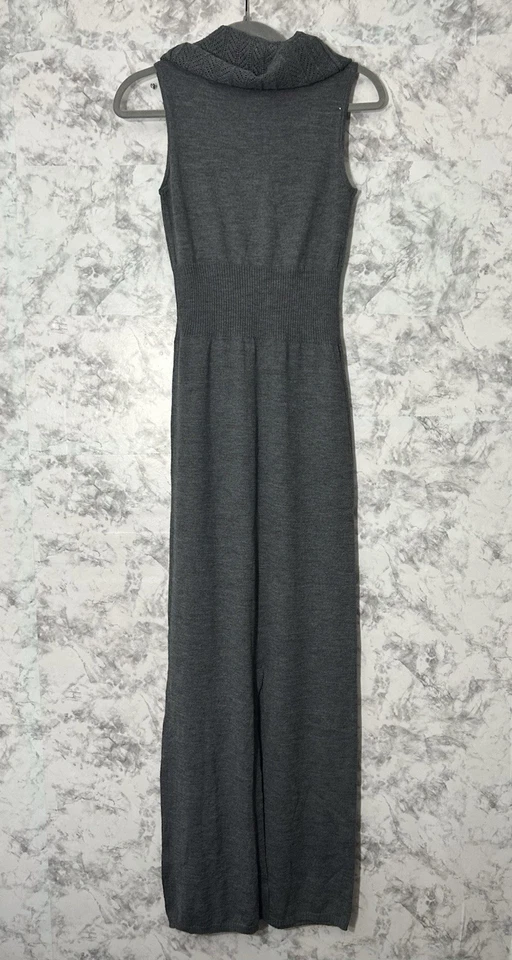 Maxi Vestido Attention Vintage Gris Tejido Sin Mangas Talla XS Capucha Cuello Usado en Excelente Condición Foto 2 de 4