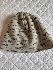 Screamer Unisex Beanie Hat Fish Bone Design EUC Cold Weather Must Have
