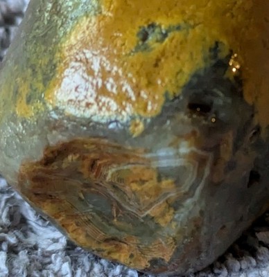 Lake Superior Agate Rough/Raw  1.7 oz  V71