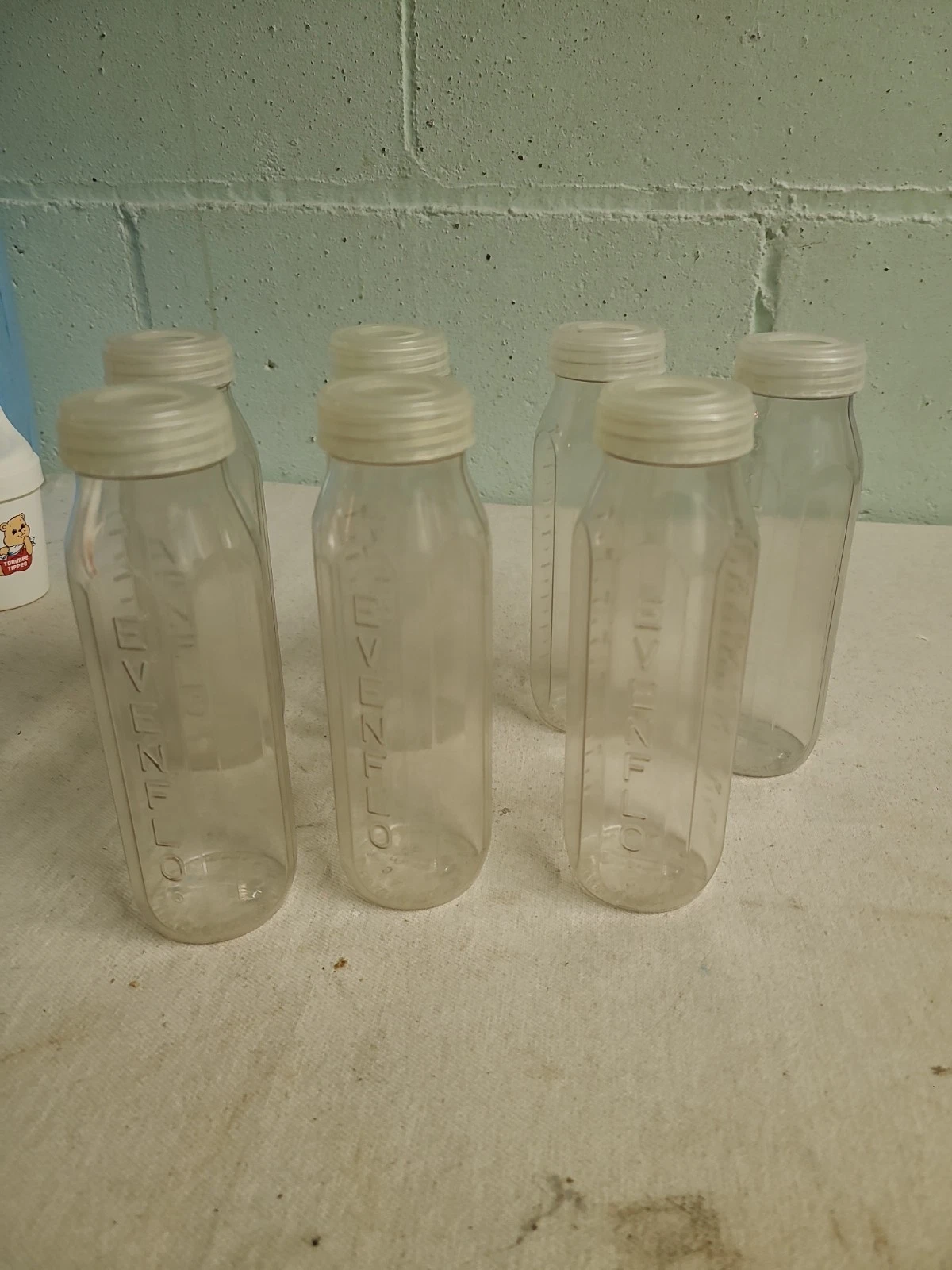 Lot Of 7 Evenflo 8oz Plastic Baby Bottles