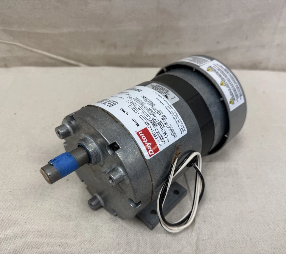 DAYTON 1LPN3 AC Gearmotor 115V 13 RPM 113 in-lb Torque Parallel Single Output - Image 1 of 3