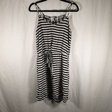 Old Navy Dress Women's Medium Black White Striped Knee Length Sleeveless