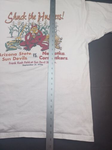 Vintage 1990er Arizona State Sun Devils weißes T-Shirt Herren XL "Shuck The Huskers" - Bild 3 von 8