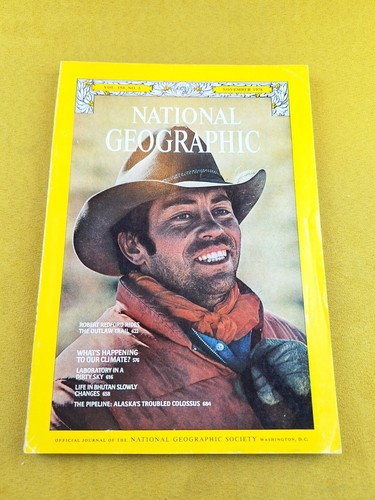 Vintage National Geographic Magaziner November 1976