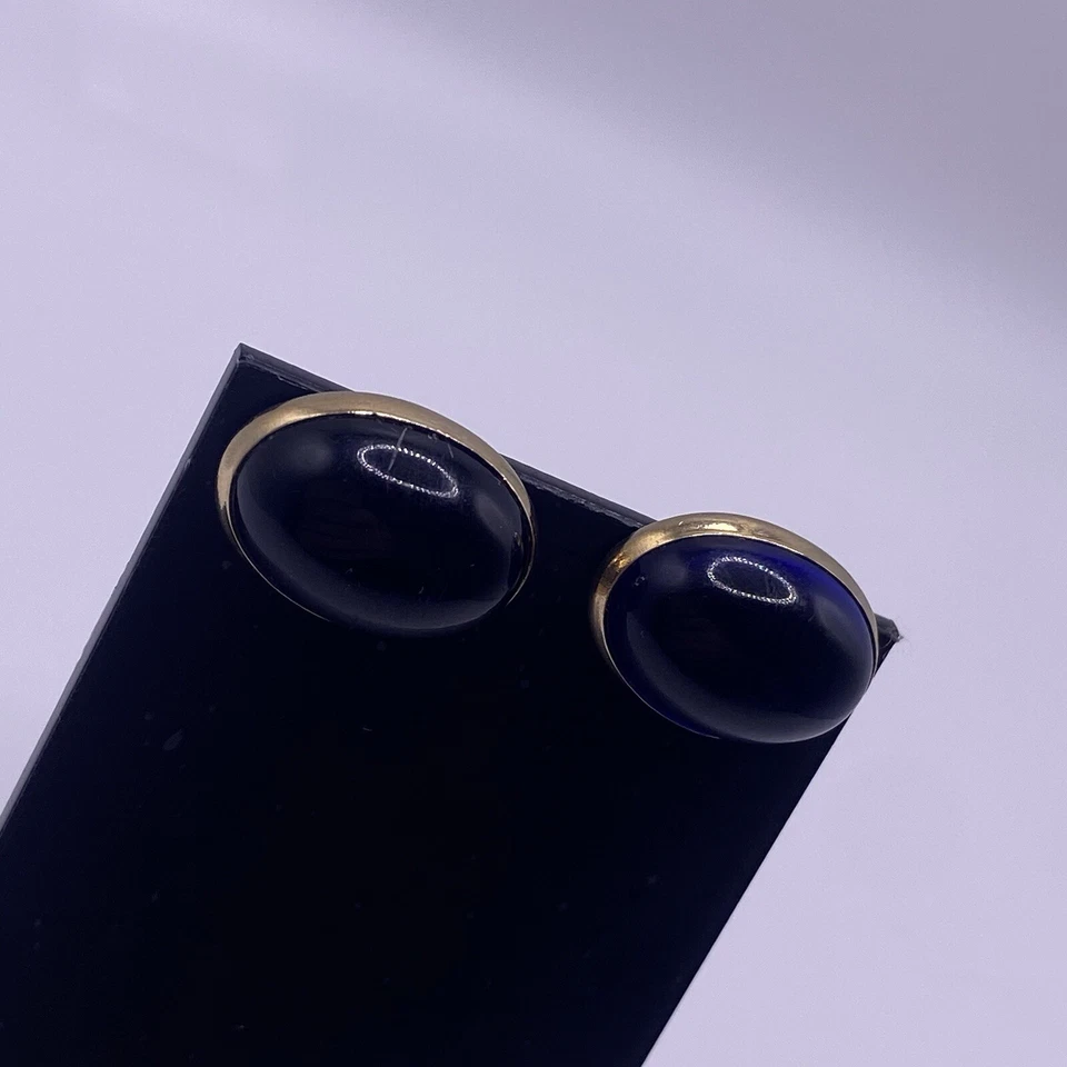 Gemelos elegantes firmados Swank azul lucite lámina trasera ovalados cabujón tono dorado de colección Foto 4 de 4