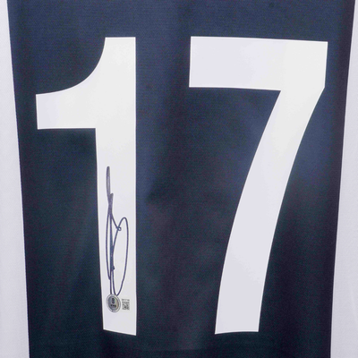 ユベントス 直筆サイン入ユニフォーム・ダービッツ・トレゼゲ・スキラッチ他17名 David Trezeguet Signed Juventus FC Home Soccer Jersey #17 with