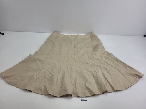 Women's skirt costume Oktoberfest CANDA collection at C&A embroidered G:46 #259472