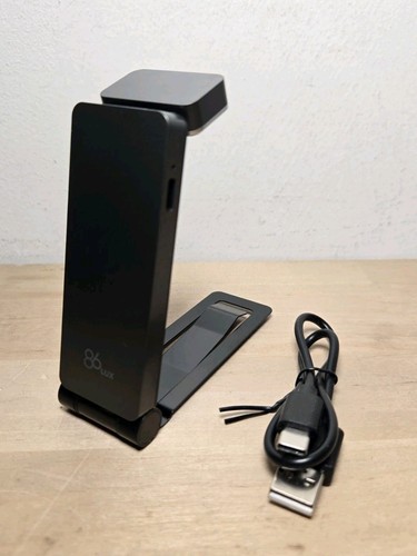86LUX Pocket E1 Reading Book Light Ultralight Clip-on LED Rechargeable - Grey - Picture 1 of 6