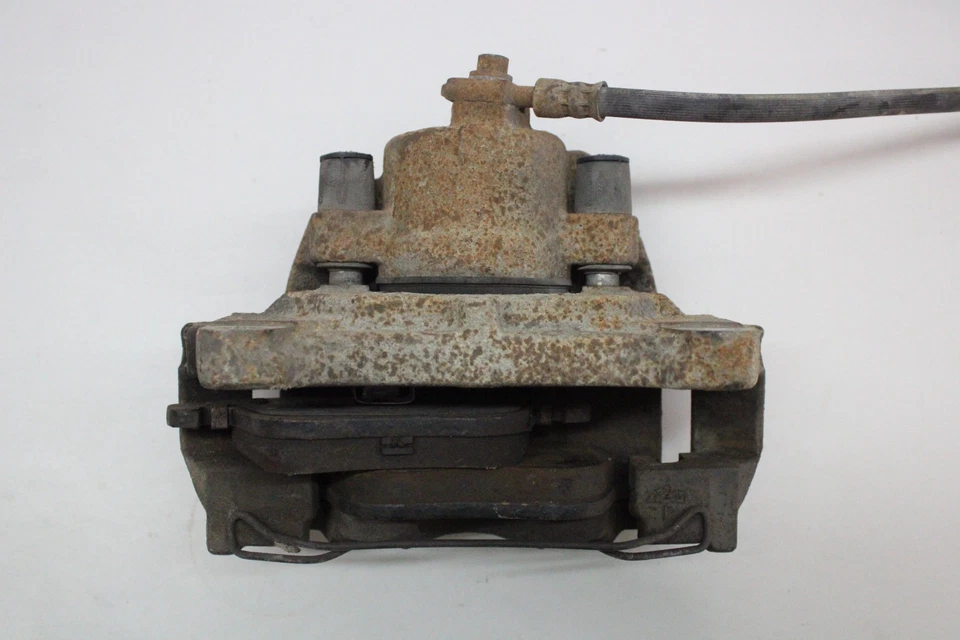 Pinza de freno delantera derecha VW PASSAT 2014 OEM 12 13 14 Foto 4 de 4