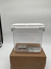 Unbranded Clear Plastic Food Storage Container Airtight Snap Lid Crisper