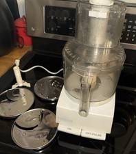 Cuisinart Pro Custom 11 DLC-8S 11 Cup Food Pr...