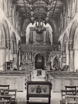 Postkarte Das Kirchenschiff St David's Cathedral Pembrokeshire RP von Studio Jon My Ref TH