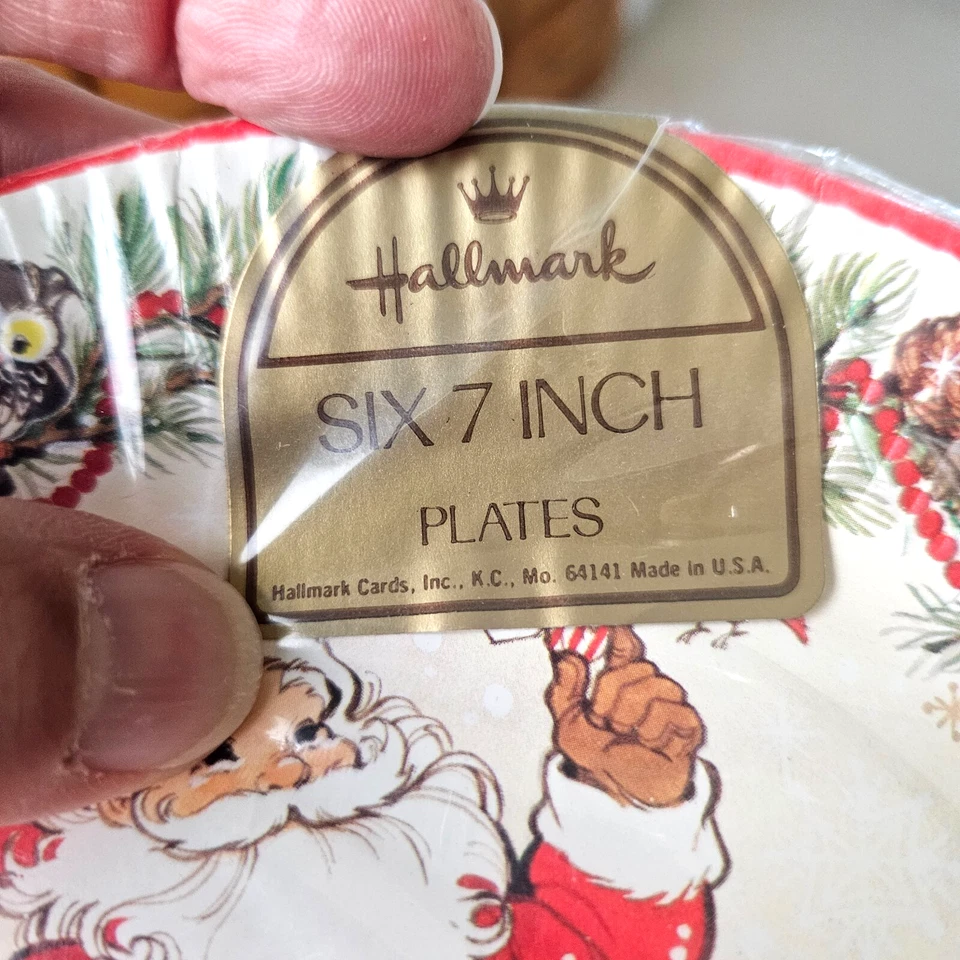Juego de 2 platos de papel navideño vintage de 7" y cuencos de 6,5" Santa con animales Foto 4 de 4