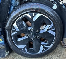 KIA NIRO SG2e ALLOY WHEEL BLACK DIAMOND CUT R17 2023-2027 52910AO000