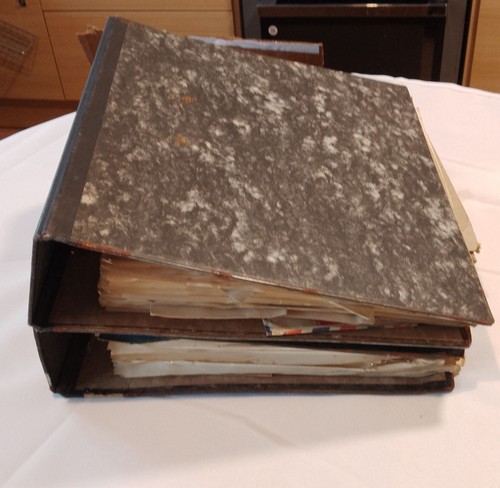 2 Binders Of World Stamps And Covers On Album Pages Good Items Poor Condition - 第 1/21 張圖片