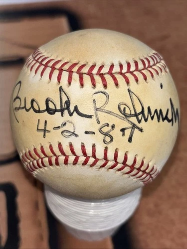 Brooks Robinson Hand Signed Official American League Baseball
