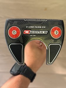 Odyssey V Line Fang Putter | eBay