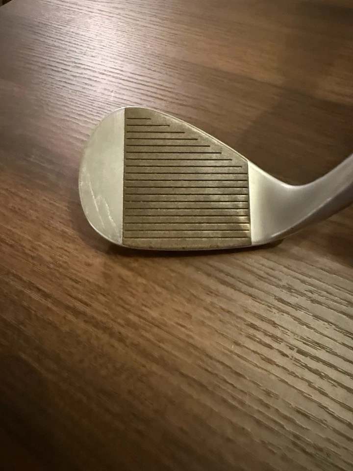 Ведж Taylormade MG4 56 градусов под правую руку SB 12 Dynamic Gold 115 Б/У ОТЛИЧНОЕ СОСТОЯНИЕ - Изображение 2 из 4