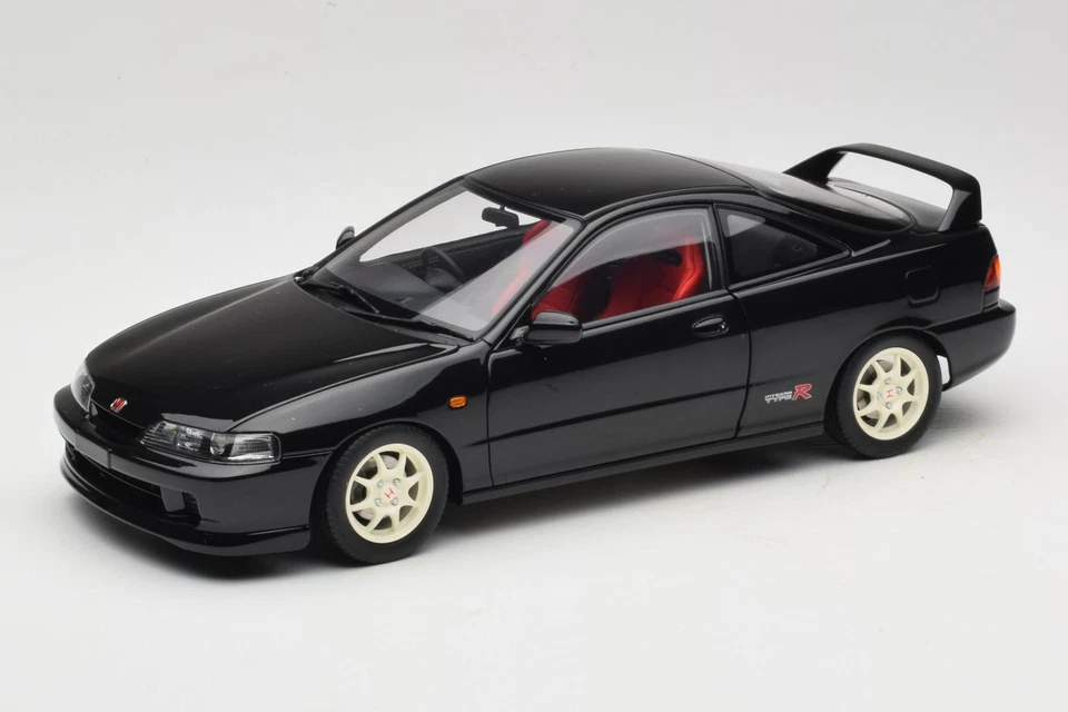 M85203 Honda Integra Type R DC2 Pre-Facelift Flamenco Black Pearl Motorhelix 1/1