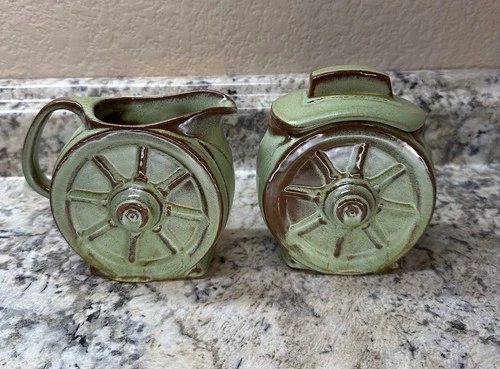 Frankoma Pottery Wagon Wheel 4" Sugar and Creamer Set