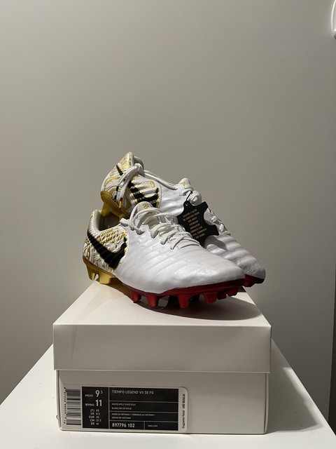 sergio ramos boots nike