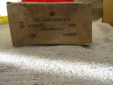 Nos Nors 1958 Pontiac Tail Lamp Lens 5948910 By Glo Brite