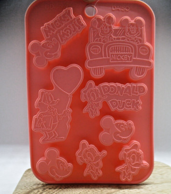 Silicone Chocolate Mold Disney and friends DAISO JAPAN rare